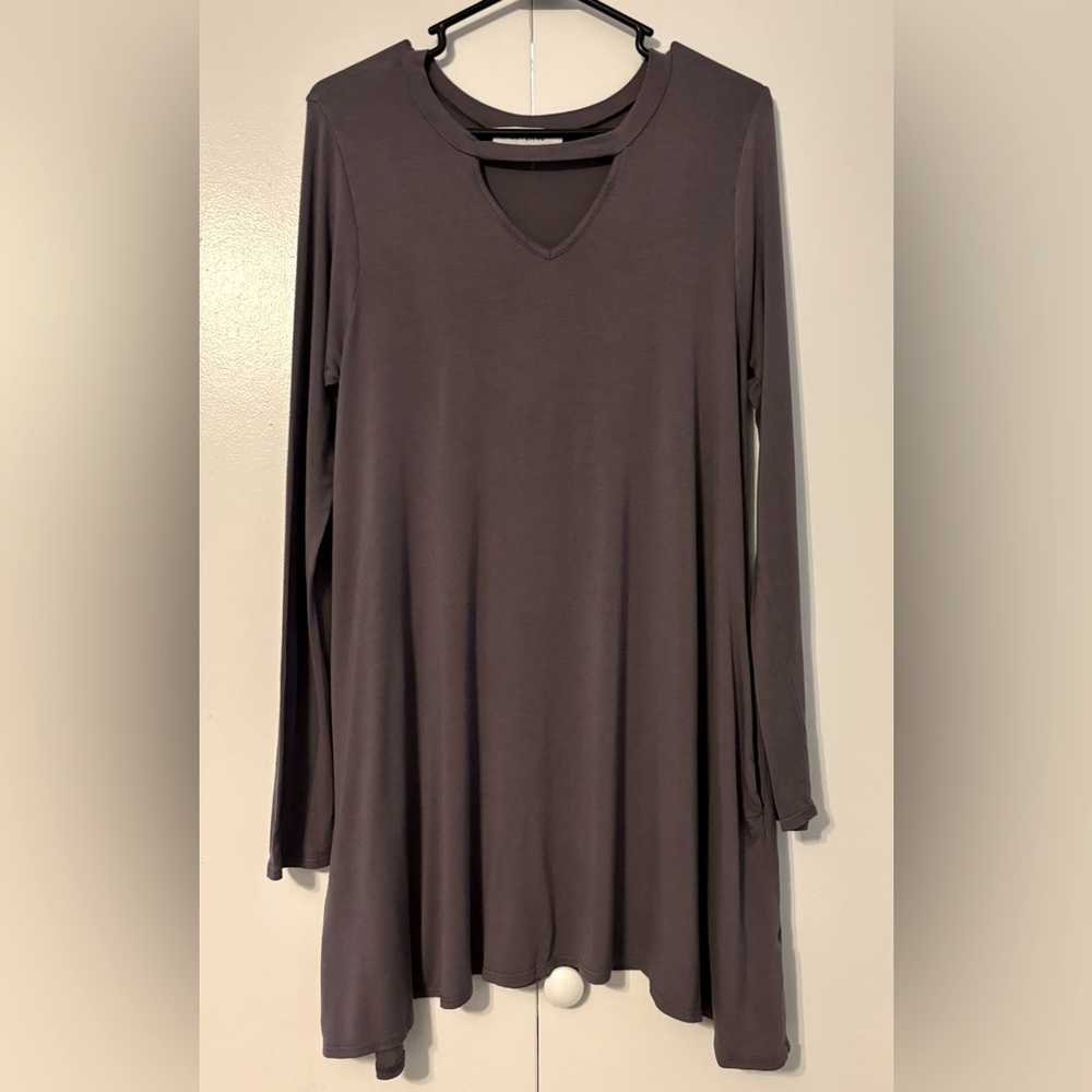 Purple Tunic Top with Keyhole and POCKETS!